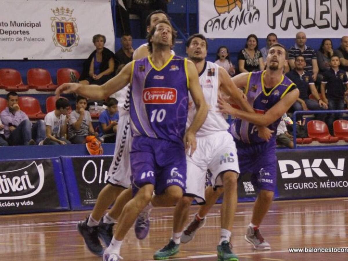 Urko Otegui seguirá capitaneando el Chocolates Trapa una temporada más