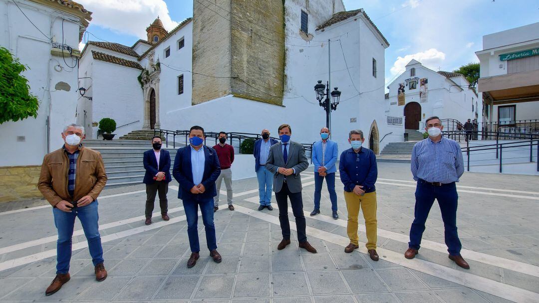 Antonio repullo con los alcaldes de la campiña en la primera reunión sobre el anteproyecto de Policía Local