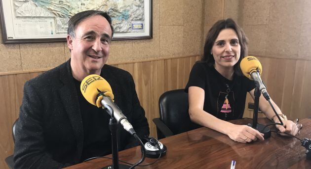 Santiago Yubero y Sandra Sánchez en el estudio de SER Cuenca.