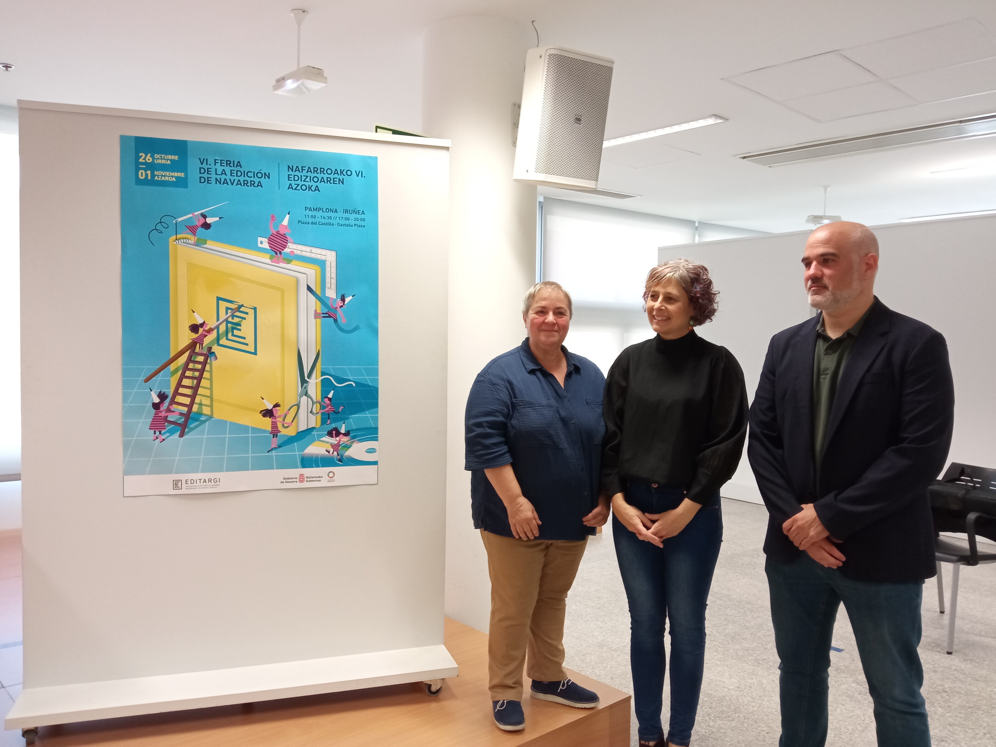 Asun Maestro, Rebeca Esnaola y Aritz Otazu en la presentación de la VI Feria de la Edición de Navarra