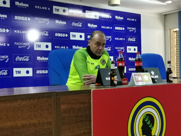 Vicente Mir en sala de prensa