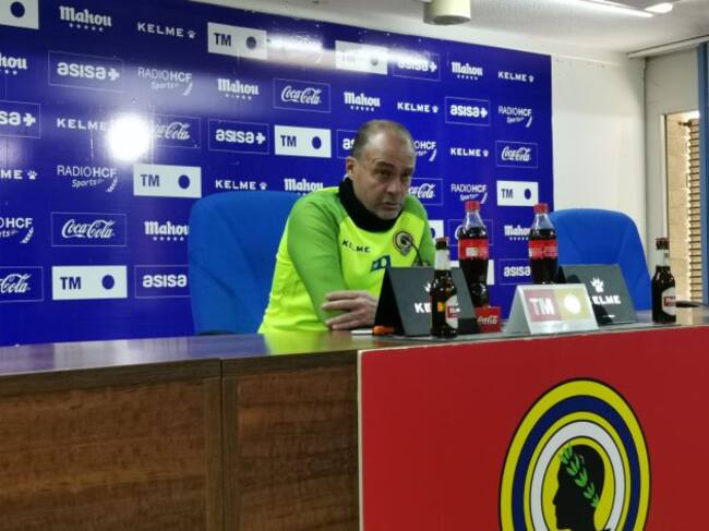 Vicente Mir en sala de prensa