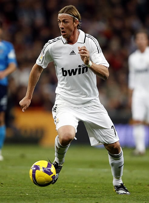 Guti, durante un partido con el Real Madrid