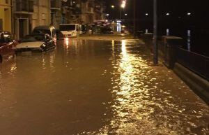 Imatge de carrers negats al marge de la canalització. 23 de setembre 2016