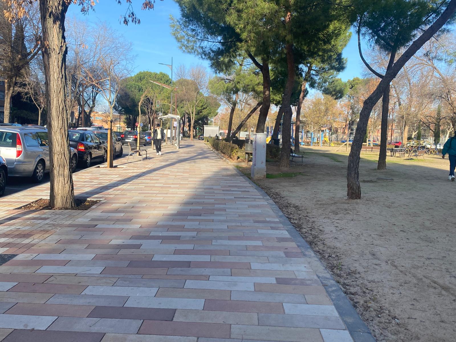 Nuevo acerado Cardenal González de Mendoza