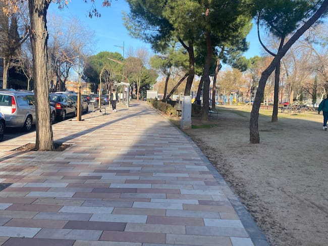 Nuevo acerado Cardenal González de Mendoza