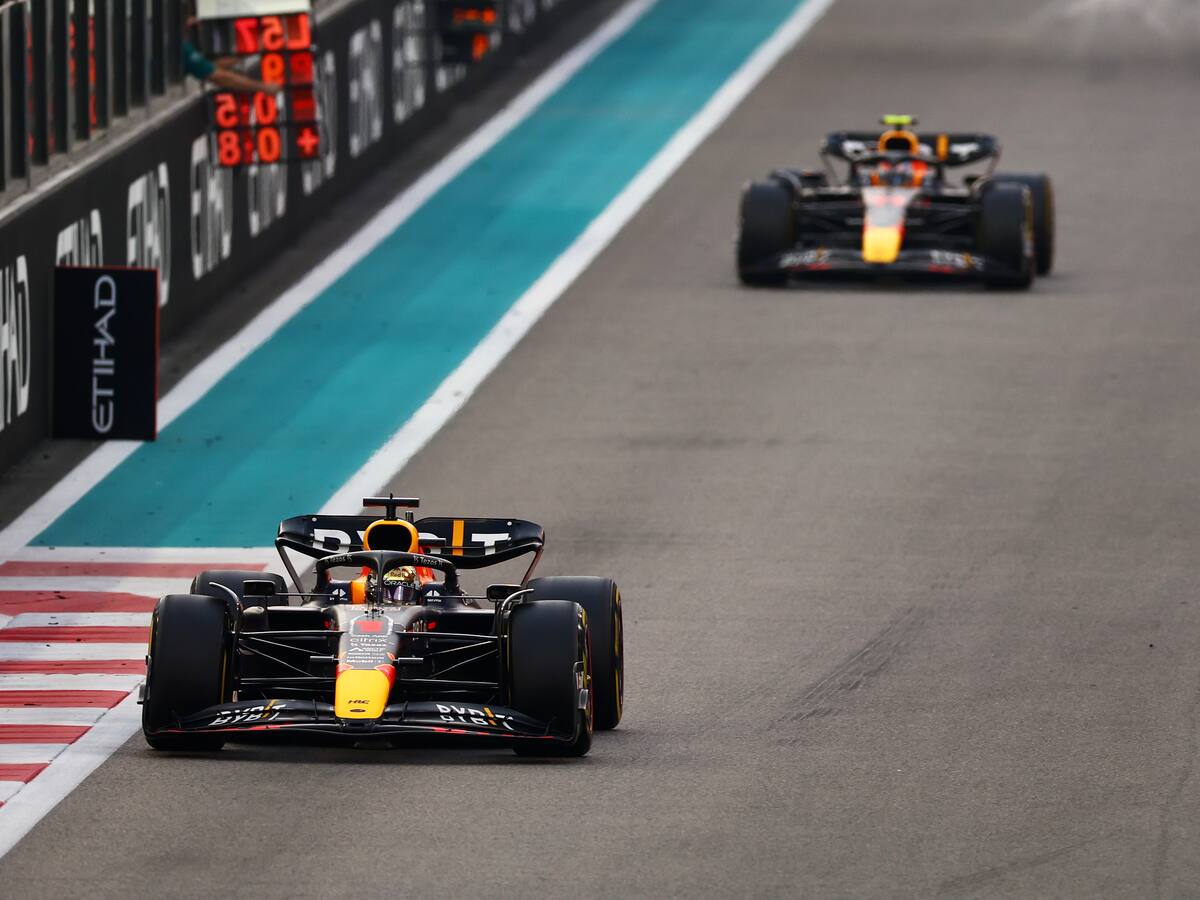 Verstappen se lleva la última victoria de la temporada en la despedida de Vettel