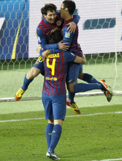 Messi, Thiago y Cesc celebran el tercer tanto blaugrana