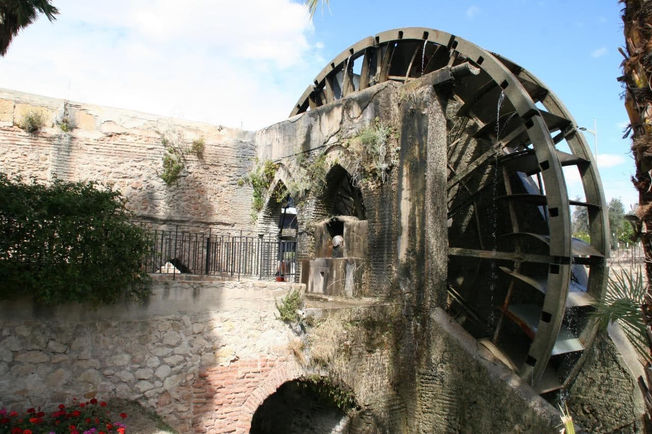 La Rueda de Alcantarilla es un monumento cuyo entorno está declarado BIC