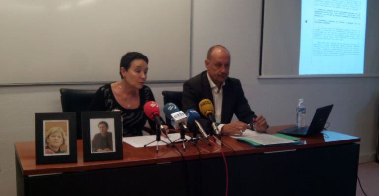 Los abogados Jone Goirizelaia y Alfonso Zenon