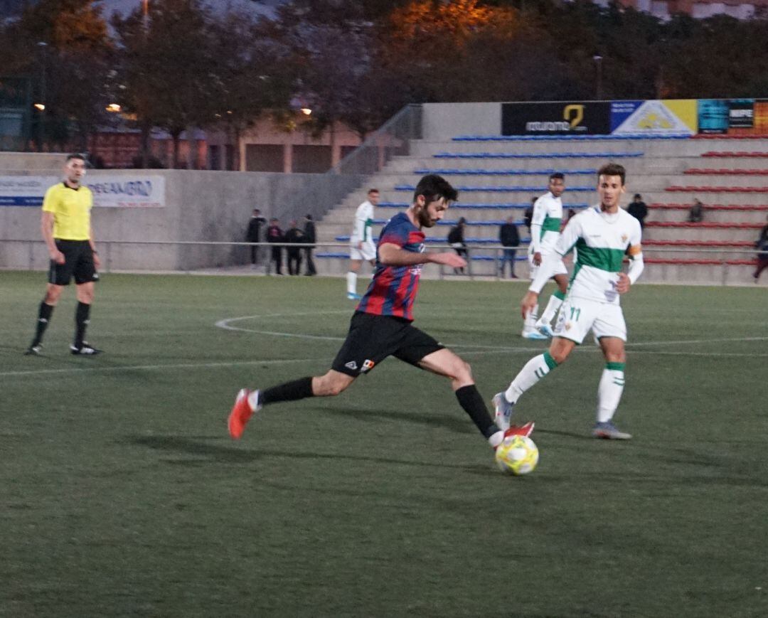El Deportivo quiere volver de Paterna, con los tres puntos