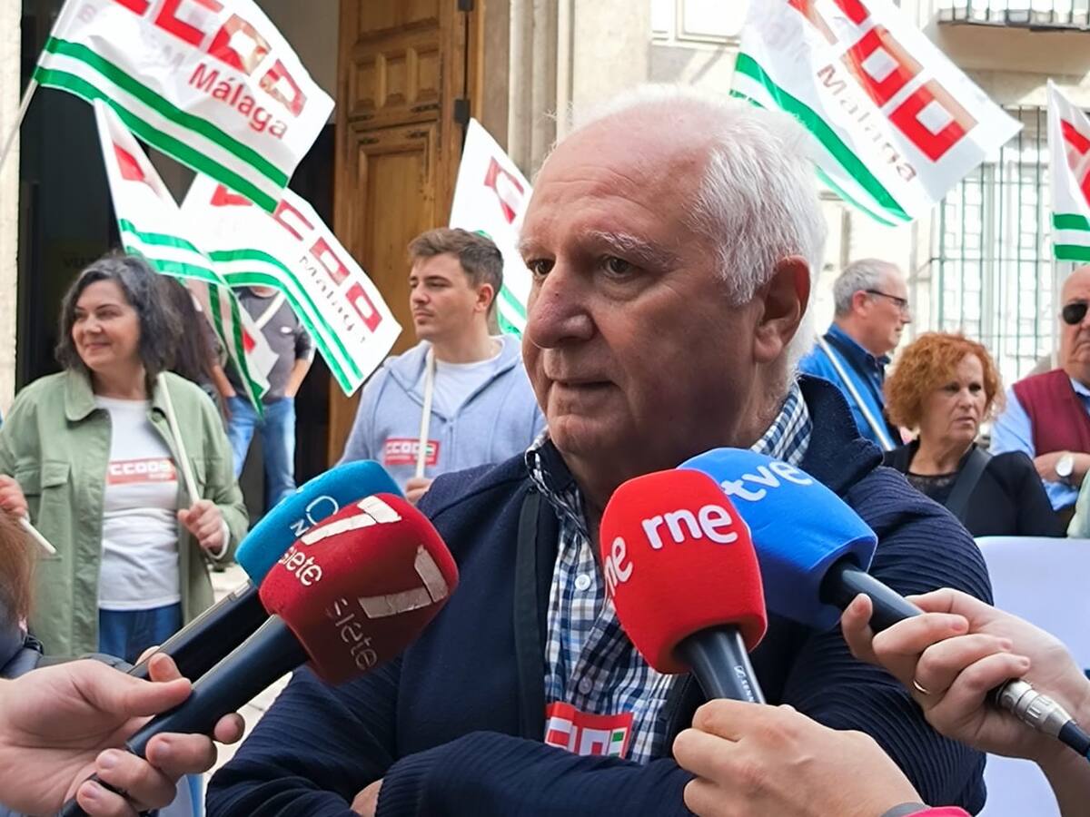 CCOO y UGT denuncian en Málaga el estado "crítico" del servicio de dependencia con esperas de un año y medio