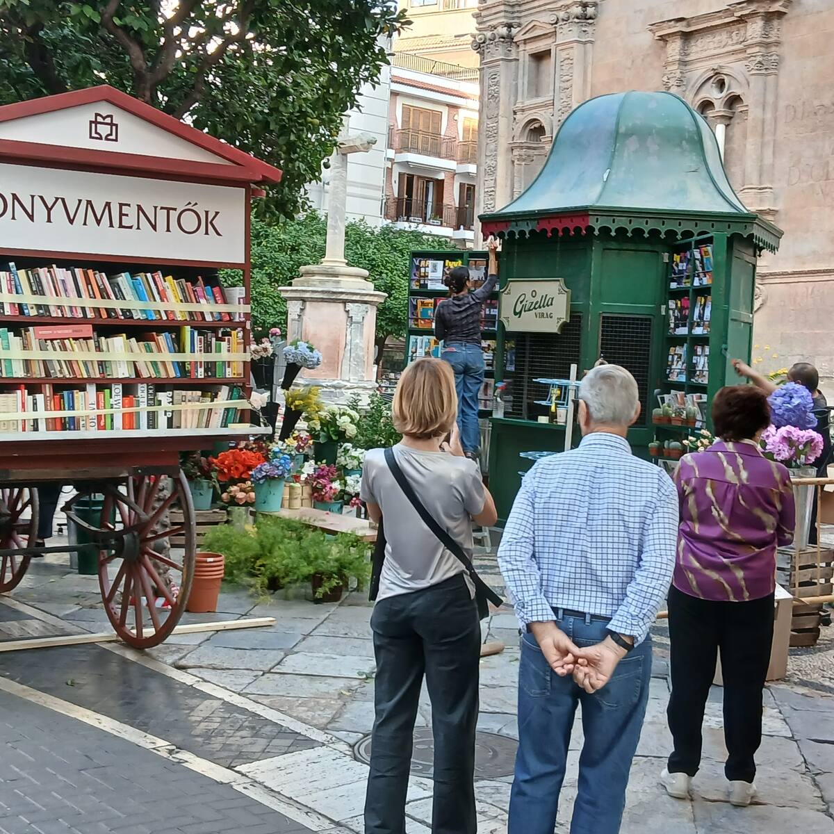 Murcia se convierte en un plató de cine: el centro histórico viaja a Budapest por un día