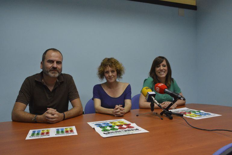 Presentación de &quot;La felicidad de las hormigas&quot;, obra de teatro de del taller de Juventud de Elda 