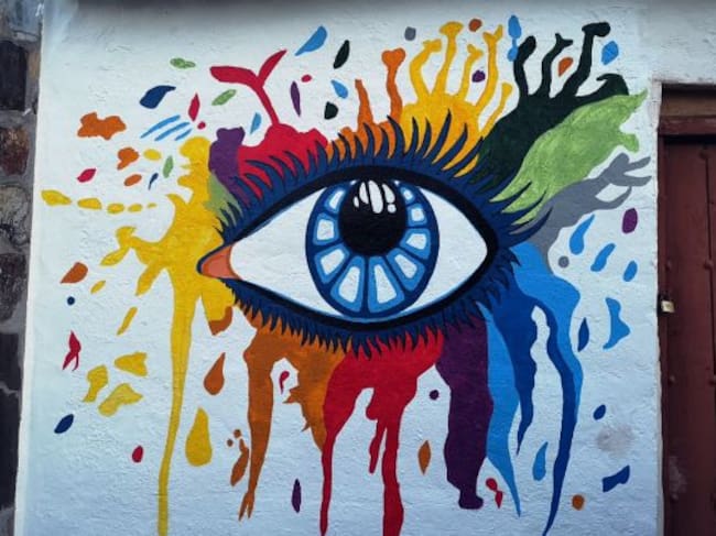 Los propios vecinos son los artistas de los murales.