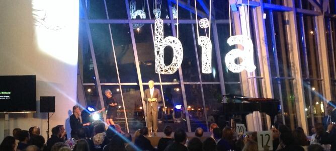El arquitecto Norman Foster recibió el I Premio BIA en el Museo Guggenheim