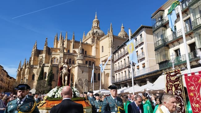 Procesión del resucitado en Segovia