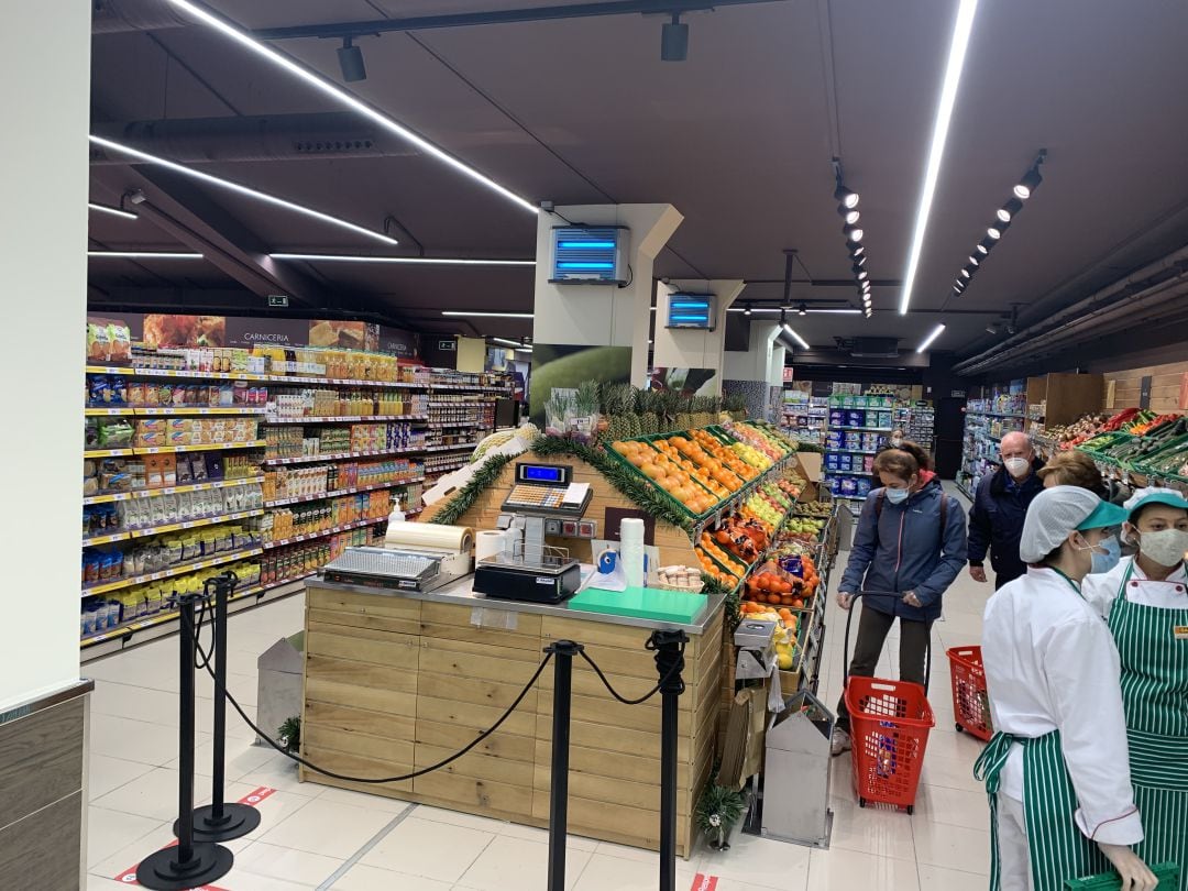 Ya ha abierto sus puertas el supermercado Gadis ubicado en la calle Padilla de Medina del Campo