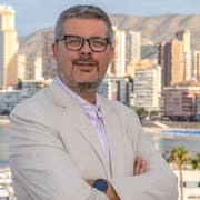 Nico Van Looy Negrete