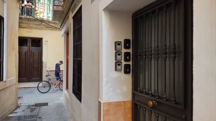 "Es un fraude" A Solano, UGT