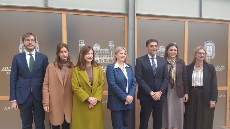 Carmen Ortí, consellera de Educación, no teme una posible huelga indefinida y tiende la mano para seguir negociando con los docentes