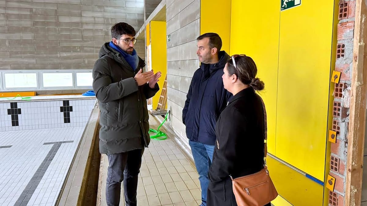 Entrevista Daniel Gómez. Avances en las obras de la piscina cubierta municipal