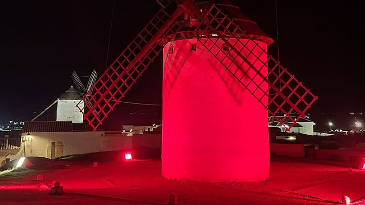 Recorremos en 1 minuto 'Criptana bajo las estrellas'