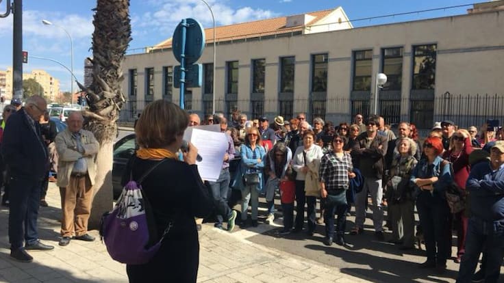 Entrevista al portavoz de Compromís en Alicante, Rafa Mas, y al portavoz de la Asociación El Templete de Benalúa, Ernest Gil, sobre el antiguo asilo, en Hoy por Hoy Alicante