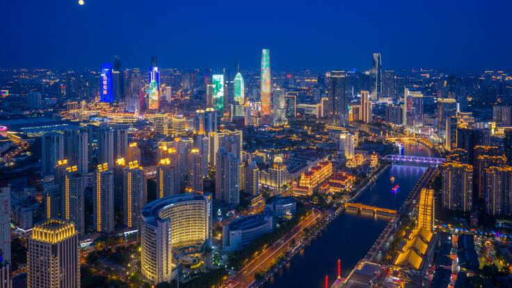 Las luces de la ciudad adelantan la primavera y retrasan el otoño porque engañan a las plantas