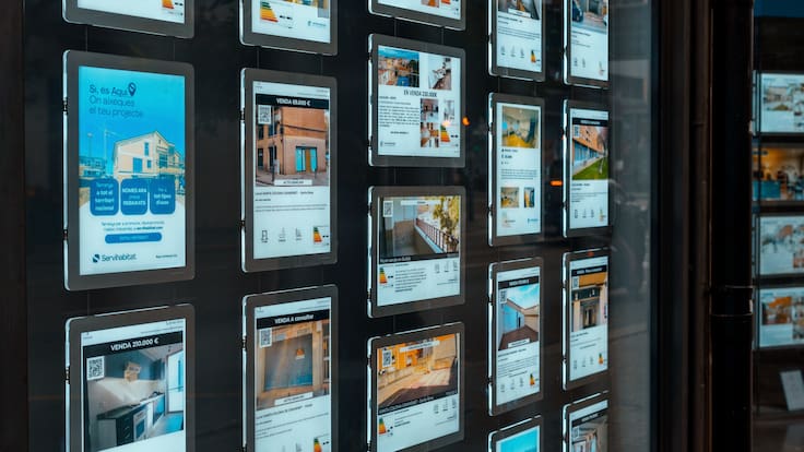 Vivienda, por tierra, mar y aire