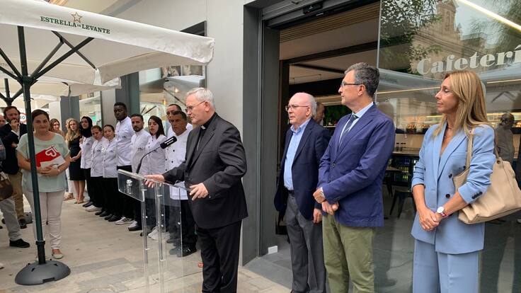 Entrevista a Eva Rabasco. Cáritas. Hoy por Hoy