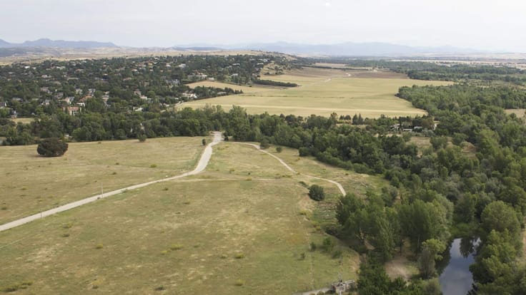 Julián Navacerrada, concejal de Obras Públicas de Sanse, habla de la inversión en reparación de los caminos rurales