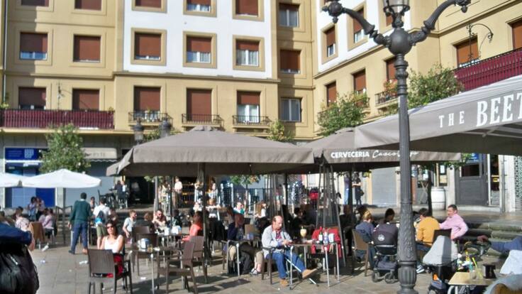 Las terrazas de Bilbao cerrarán media hora antes