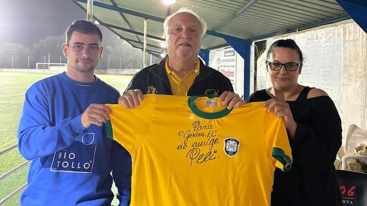 Entrevista a Mónica Martínez, tesorera del Goián CF, sobre la camiseta dedicada por Pelé