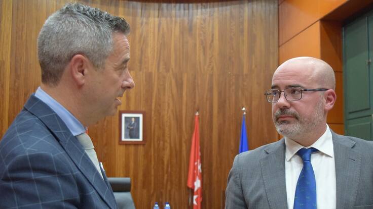 Hablamos con el alcalde de Torrelaguna, Víctor Gutiérrez Sánchez, que ha reivindicado a la Delegación del Gobierno en Madrid las reformas urgentes que precisa el actual cuartel de la Guardia Civil del municipio