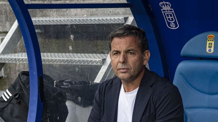 Rueda de prensa de Javi Calleja entrenador del Real Oviedo