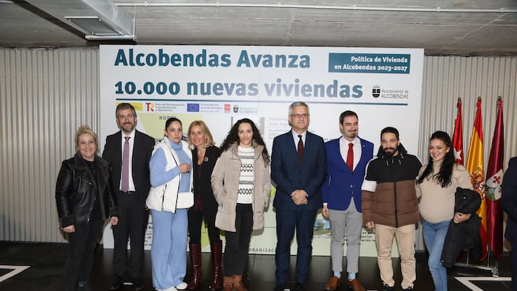 Rocío García Alcántara, alcaldesa de Alcobendas, durante su intervención en el acto de entrega de llaves de vivienda pública