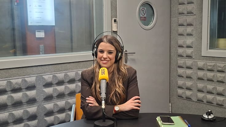 Entrevista a la escritora Laura Portas en Hoy por Hoy Vigo