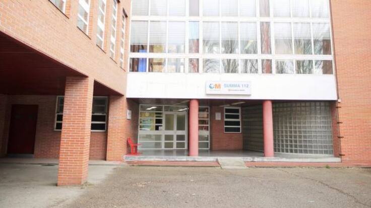 Silvia Lucena, portavoz PSOE Tres Cantos, denuncia el colapso de la sanidad pública que está afectando a los vecinos del municipio