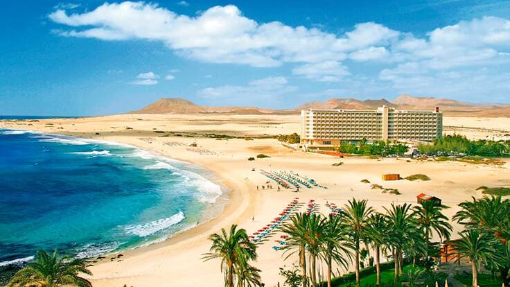 Un hotel reparte billetes de 500 euros para no subir el sueldo a sus empleados