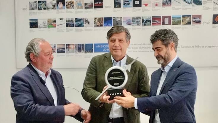 Hablamos con Juan Carlos Bacariza, presidente de Battinver, premiado por Volvo Car España con el reconocimiento a mejor concesionario de financiación de la red de Volvo en el año 2025
