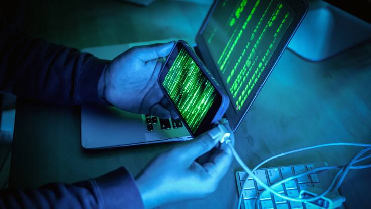 Daniel Navarro, presidente de la Asociación de la UA 'Alternativa Universitaria', en Hoy por Hoy Alicante, sobre "El papel del Espionaje en las Relaciones Internacionales"