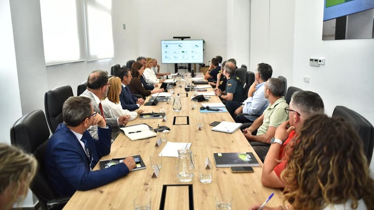 "Hay mucho combustible en los montes" P Navarro, delegada Junta de Andalucía