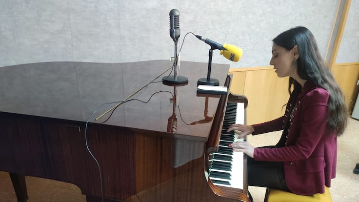 Belén Turnes, cantante y compositora de Jaén: “Encima del escenario siento, literalmente, que se puede parar el tiempo”