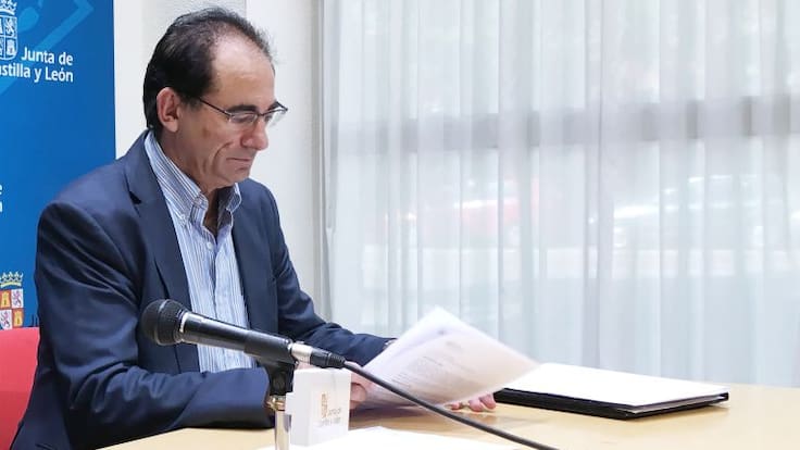 El ex director provincial de Educación denuncia una campaña de difamación y acoso contra él