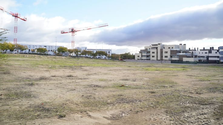 Carlos Gómez, portavoz de Ganemos Colmenar Viejo, habla de los Presupuestos 2026 de la Comunidad de Madrid, que considera insuficientes y decepcionantes para Colmenar