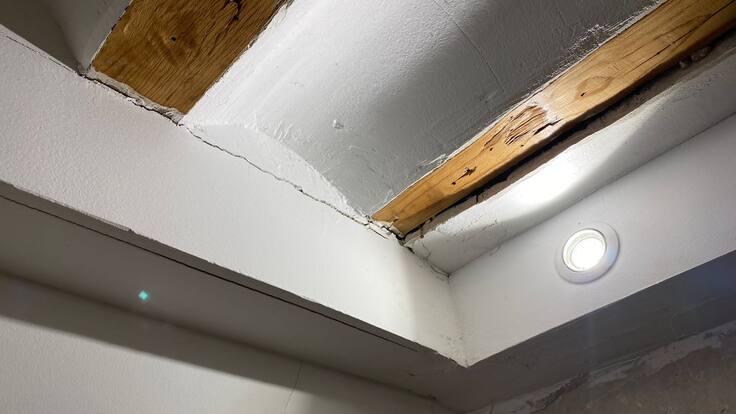 Beatriz narra en Hoy por Hoy Palencia lo ocurrido en su vivienda como consecuencia de las obras en el solar contiguo