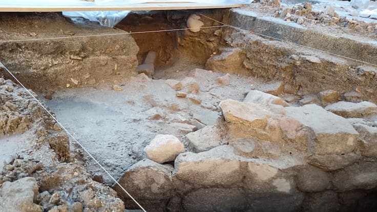 Entrevista a Juan José Perles, arqueólogo, sobre las catas realizadas en la Praza do Pracer en Tui