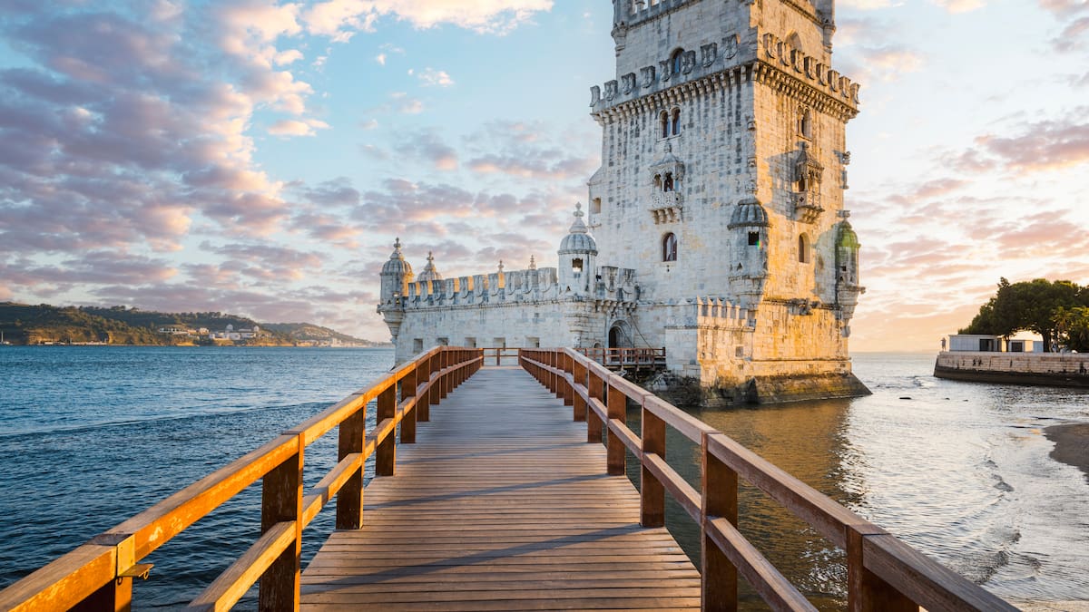 El desconocido origen del monumento más famoso de Lisboa: "Parece una miniatura sacada de un cuento gótico"