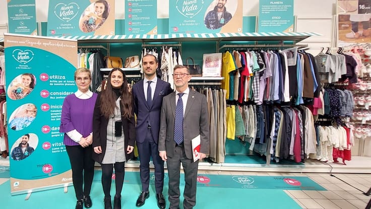 Espacio de Ecología: Comprar moda de segunda mano en el súper